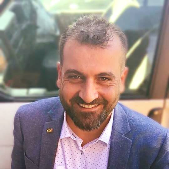 صورة عمر بيبي